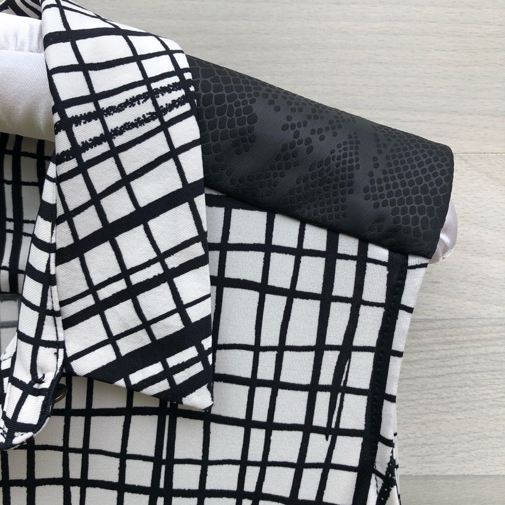 Worthington Sleeveless Blouse